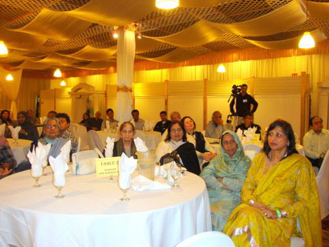 Urdu Academy Grand Mushaera 2012-Glimpse-22